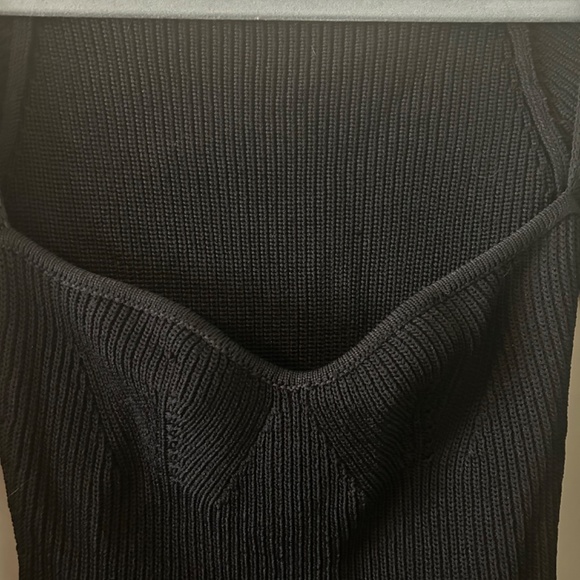 Black Long Sleeve Top (size L) - Picture 4 of 4